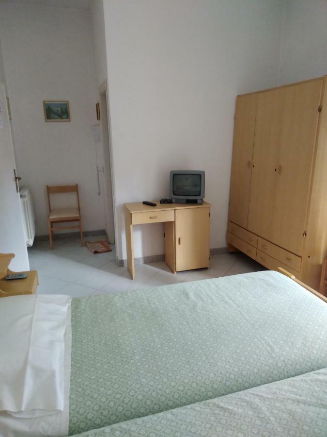 Albergo Villa Canapini Кьянчано-Терме Экстерьер фото